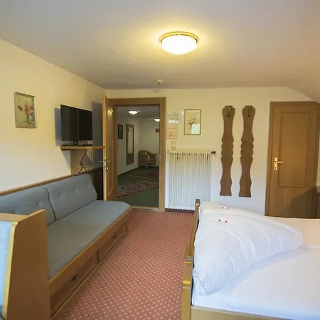 Regina Guest house